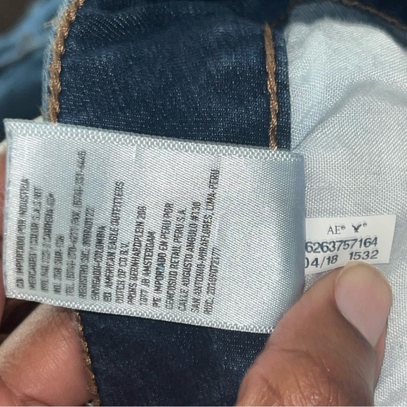 AE LIKE NEW Womenβs 360 Next Level Stretch Hi-Rise Distressed Jegging - Sz 6R - Picture 8 of 10